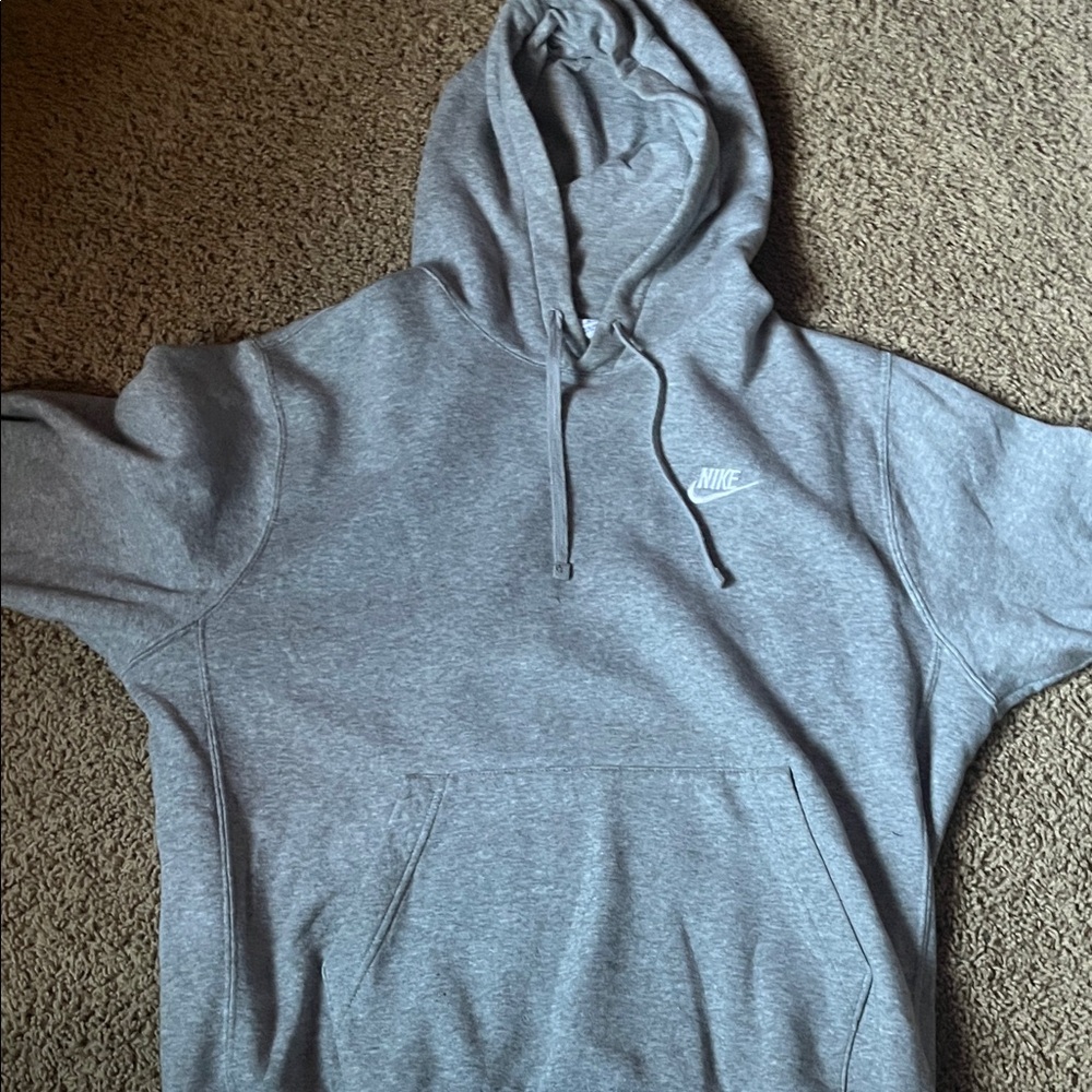 Nike Men's Heather Gray Pullover Hoodie